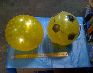 כדור גומי חלק וכדור קוצים גומי | צעצועים בסיטונאות