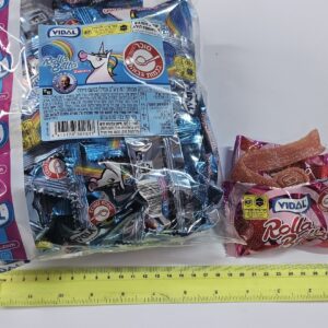 חמצוצים | רול שטיח ממתק בשקית מגולגל