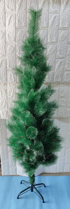 עץ חג המולד | עץ כריסמס | עץ אשוח 1.5 מטר עם קצוות שלג צבועים