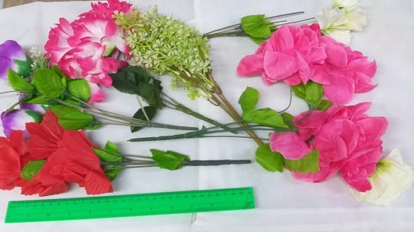 פרחים מפלסטיק | פרחים מפלסטיק לקישוט