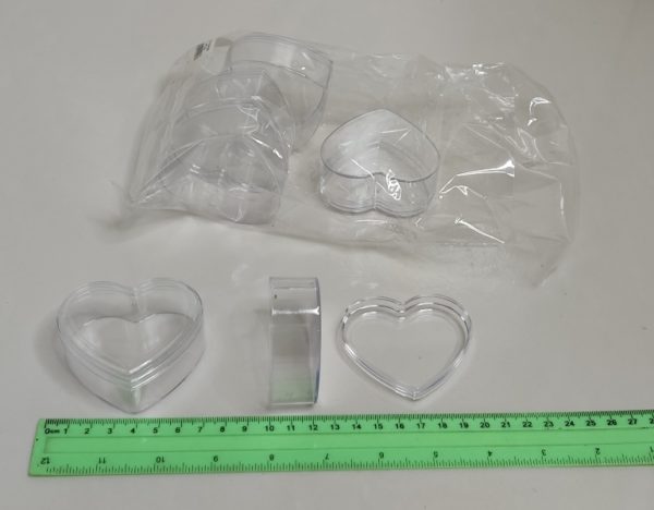 קופסאות לבבות פלסטיק | קופסה בצורת לב