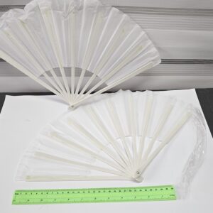 מניפה מבד ופלסטיק | מניפה לבנה