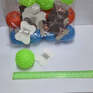 צעצוע לכלב כדור קוצים מצפצף 5.5 ס"מ | צעצוע לחתול דגם H0417 ורוד